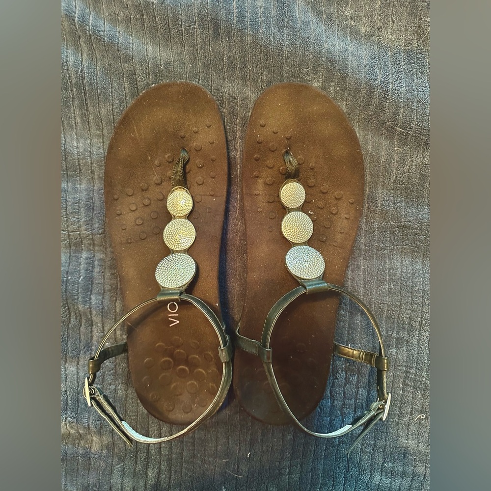 Vionic Black and Silver Sandals